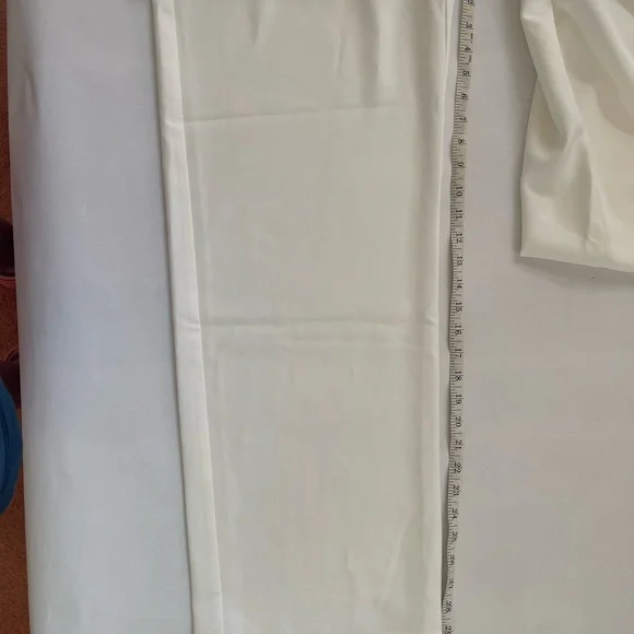 The Commense White Wide Leg Pants with Flowing Relaxed Fit size large - Picture 11 of 11